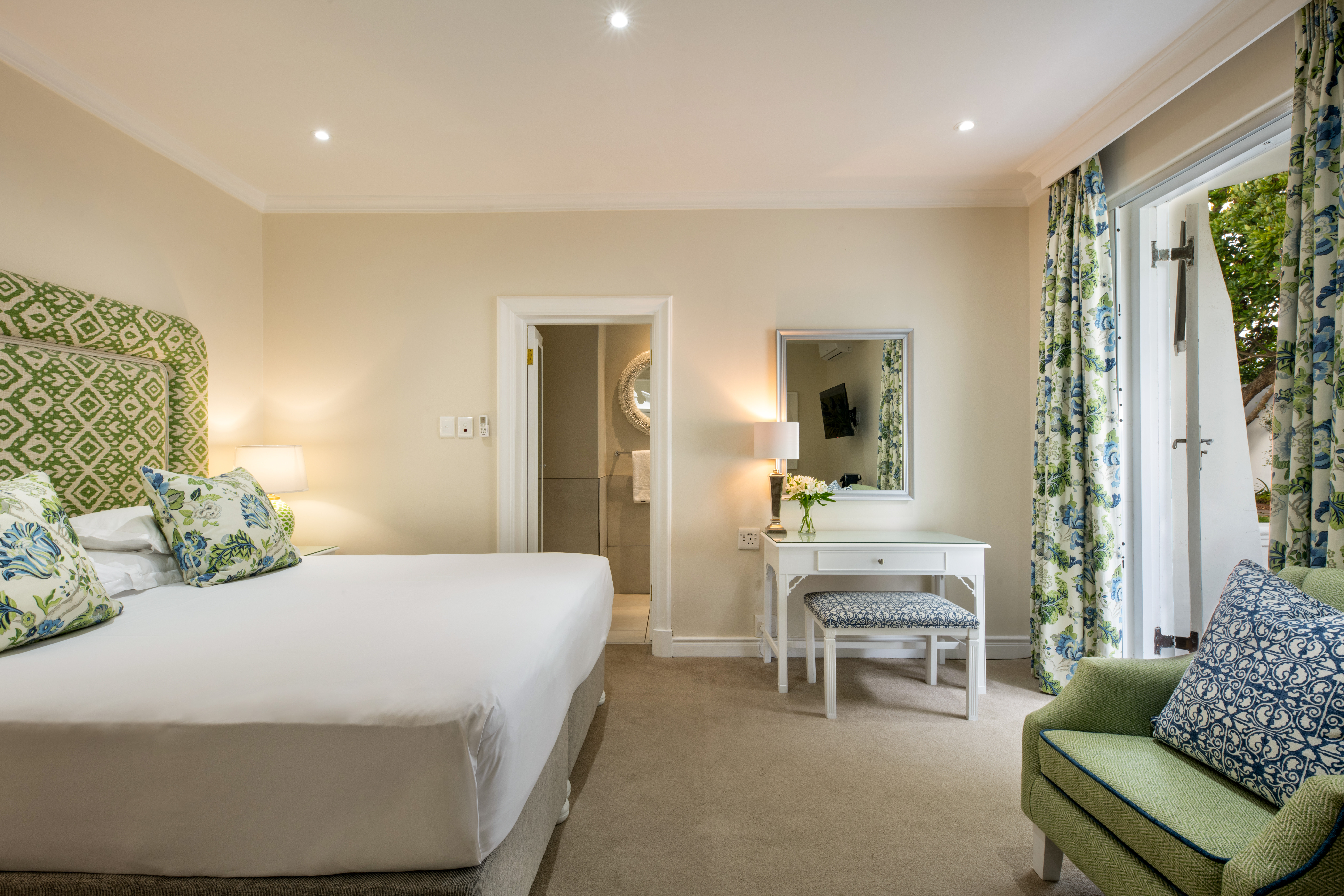 The Marine Hermanus - Image 24