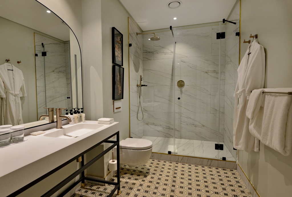 The Victoria Falls Hotel - Image 16